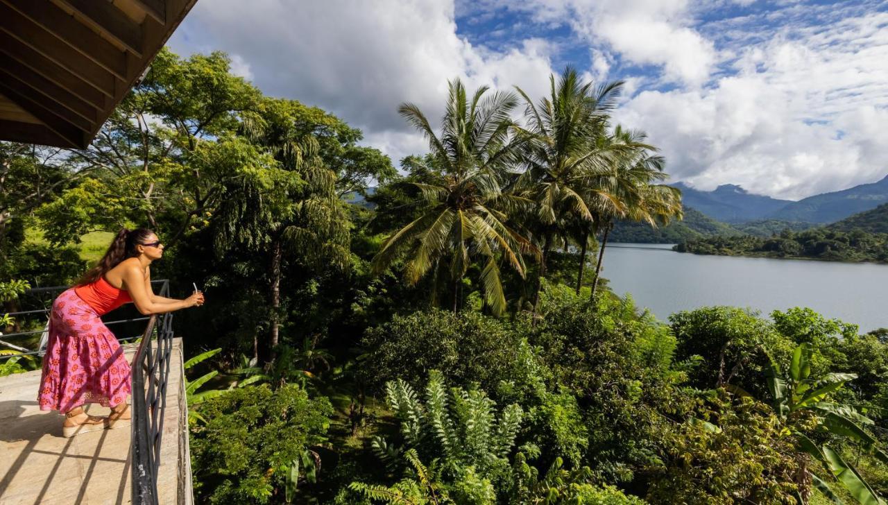 The Glasshouse Victoria Villa, Kandy Digana Luaran gambar